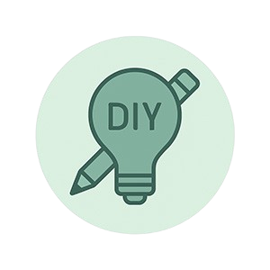 Icono en estilo flat representando ideas DIY: una bombilla verde con las letras "DIY" en el centro, cruzada por un lápiz, sobre un fondo circular verde suave.